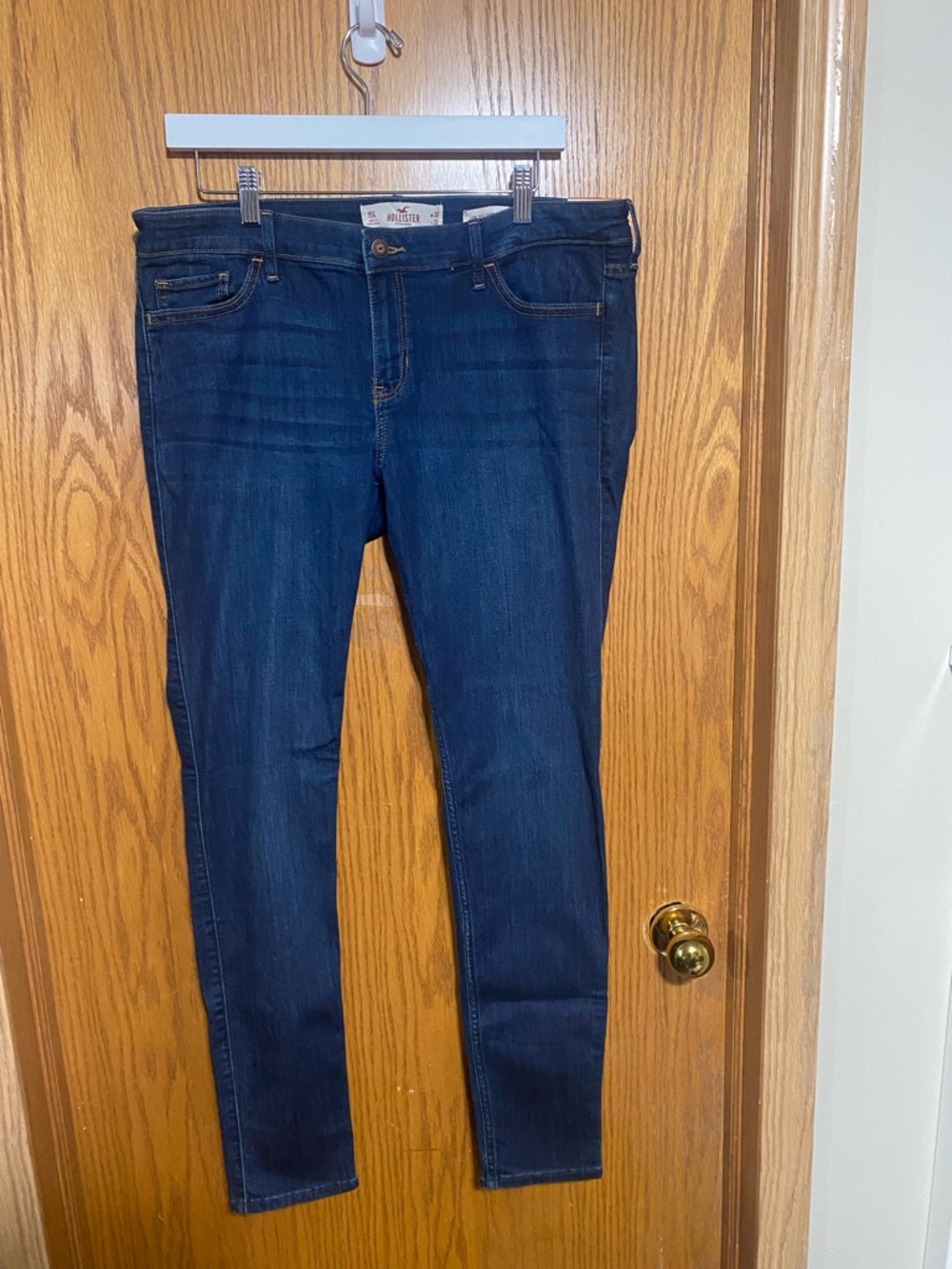LOW RISE SUPER SKINNY